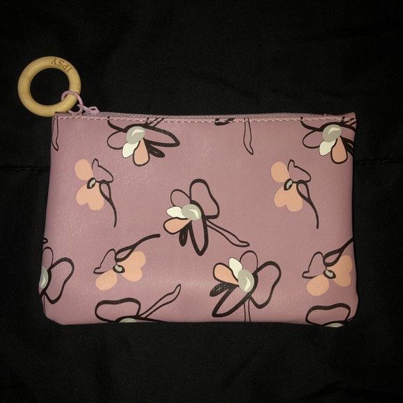 IPSY Purple Clutch Purse - Picture 1 of 4